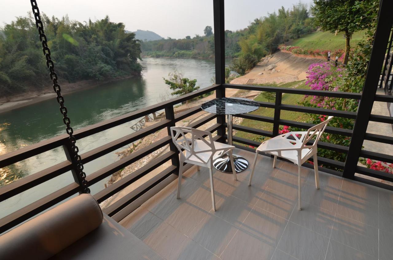 Bed and Breakfast Baan Wanwaree à Kanchanaburi Extérieur photo